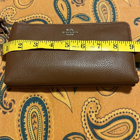 Coach Saddle brown double zip wallet wristlet used once - Picture 6 of 13